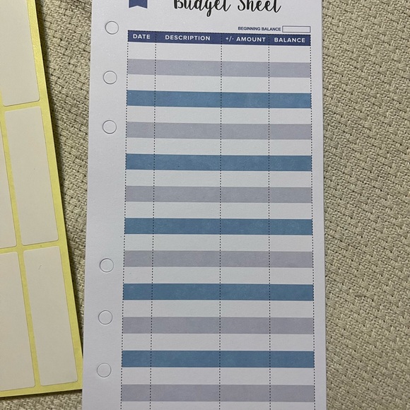 NWOT Budget Binder - Picture 3 of 6